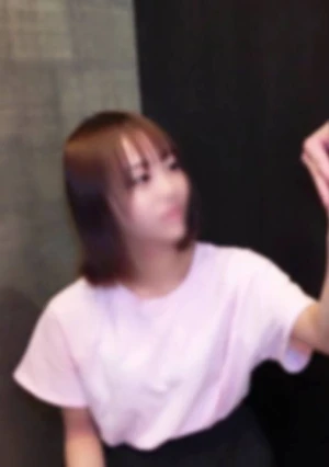 ついに世に知られてしまった日体大陸上部の細身スレンダー美女！ 彼女の性欲は誰にも止められない！恥じらいを捨て、俺だけに見せてくれた制服姿。ひたすら快感にお./ぼれる濃厚な一夜。