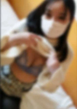 パンスト姿がエロすぎる事務員と着衣で生ハメSEX