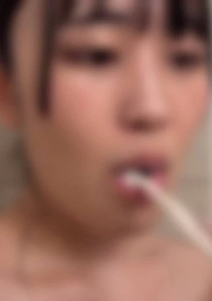 幸薄な地味顔ドM！【無】 【中出し】大人しそうで素直な女の子が、言われるまま何でも従ってしまう。従順すぎるドMちゃんは、舌出しピースのまま大量中出しで堕ちていく。