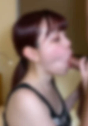 【顔出し・ハーフ美人の人妻フェラチオ編】 スレンダー美人の主婦に他人棒を咥えさせご奉仕フェラ