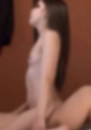 [Pure] Raw Sex With A Cute Office Lady Who Has Been Cummed Inside Before