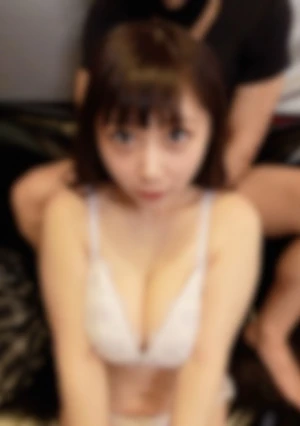 【初撮り】 エロスの神降臨。Ｉカップの敏感女との初撮り。止まらぬエロスに性欲大爆発！！！リップフェラにたまらず口内射精！揺れる爆乳を拝みながら突きまくりで、最後は中出しフィニッシュ！！