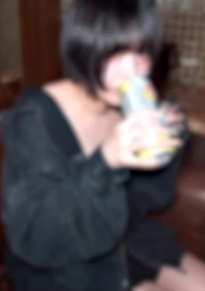 【趣味ハメ】 居〇屋デートから泥/●ガチSEX。感度最高でびくびく震える膣を2回中出しで黙らせる