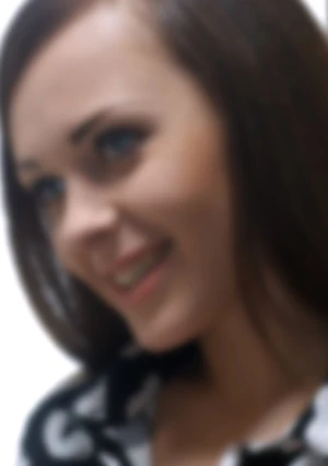【無修正】 ブルーアイのカワキレ女子、服を脱いだらむっちりとした体でお尻の穴とまんちゃん挿入で二度おいしいMっけ