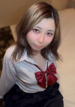 【無】 アヒル口平成ギャルがオホ声激堕ち！！リップテク無双の”みおち”ちゃんを寝バックで徹底的にハメ倒して大量中出し！！