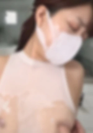 【無・完全素人・生中出し】 超Hiレベルなお顔と激熱な肉体の素敵なOLさんと色々楽しむおじさん。当然、生（なま）チ〇ポで中出し２発出し！カメラの見つめる悩殺目線に完全にメロメロです！