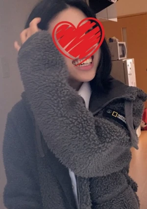 自宅訪問でのハメ撮り再会♡午後オフで仕事着のままノーブラ待機！マンション下の駐輪場で露出フェラ＆着衣ハメでいちゃいちゃSEX♡