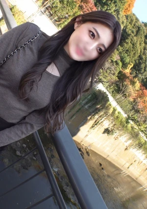 数年前までお天気お*さんとして活躍していた人妻 普通の生活に憧れて引退したが刺激が無くてストレスMAX！昔を思い出す為のドスケベ中出しSEX