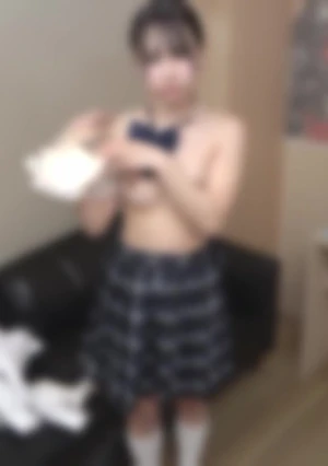 ～18歳世代。坂道系アイドルを彷彿させるナチュラル美女ルックスと再会。ナチュラルな透明感に再び大量中出し。