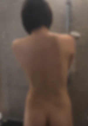 【個撮】潮吹き人妻コンカフェ嬢、加齢と共に客入り激減で生活苦に。P活で生計を立てようとするも、いきなり知らない男とSEXで戸惑いながら敏感なマ●コは大量の愛液を垂らし、何度もイきまくる。