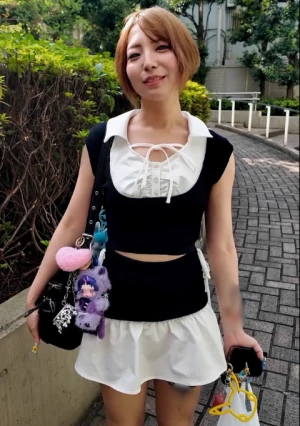 【宇垣◯里似くびれ美女‼︎】金髪ボーイッシュ美女が彼氏と別れたばかりで傷心中なので連続中出ししてました。