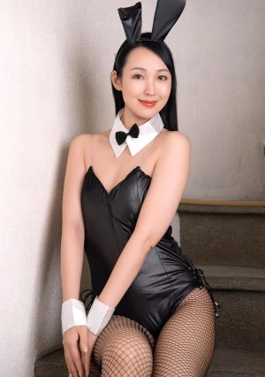 秋の夜長に痴女バニーが隠語連発でご奉仕！