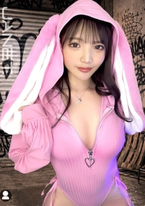 [First Time Ever! 3P Cumshot] Meruru-chan, The Popular Influencer Who Constantly Uploads Erotic Photos To Instagram, Has Arrived! And She's Super Enthusiastic! She Shows Up Without A Bra Lol. She Has A Cute Face That Rivals Idols And Big Boobs! She Gets Pounded Nonstop By Two Huge Cocks, Her Pussy Gets Soaking Wet, And She Has Multiple Orgasms With Massive Squirting! She Even Gets Cummed Inside For The First Time In Her Life!