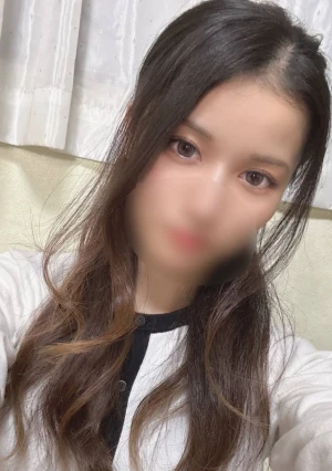 【完全素人】スレンダー美人中出しハメ。レビュー特典必須→ビ※_クを使用して巨根チンポで何度も悶絶させまくって大量顔射ハメ。