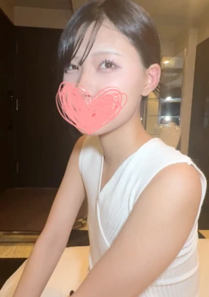 Filming A Sex Session With A Friendly, Slender, Beautiful Massage Girl; Impregnating This Devilish Beauty With A Strong Scent Of Her Past As A Slut. [Uncensored, Cum Inside]