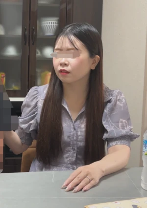 [Private Shoot] The Wife Is Forced To Carry The Load. She Is Cheated On Right Next To Her Husband, With No Help. She Is In Her Own Home, But Is Subjected To Unprotected Intercourse.