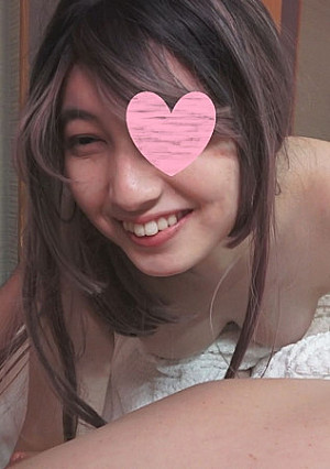 独占販売 【無/個】身バレ覚悟でハメ撮りをする箱入り娘ちかちゃん！取引先のおじさんと電マをからの生ハメ種付けプレスで大量中出し！！※顔出しレビュー特典あり