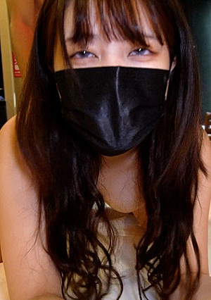 子供体型のアイドル級美少女ちさとちゃん(18) ピル飲んでないのに人生初中出し