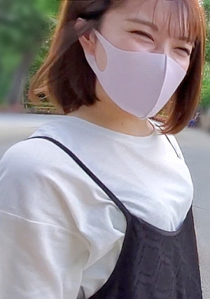 初撮影!!個数限定【無修正】長身美脚の超美人！美容クリニックの受付嬢に中出し！！（前編）