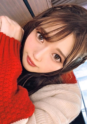 【ぷるっぷる♪神尻×異常感度×跳ねる華奢BODY】揺れる反動がエロい神尻！ゆっくり丁寧に舐めあげるスローテンポフェラ！腰をくねらせる感じまくるチョー敏感体質！イマドキのエモい美少女が半べそかきながらイキまくる！セクシー純白ネグリジェで大延長戦！刺激強すぎ！？全身で感じるイキっぱなしオール中出し3連発！！Purun Purun Hip【なまハメT☆kTok Report.19】