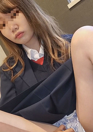 本日ラスト【個撮】県立普通科①新入生。好奇心旺盛で初体験をおじさんに捧げる少女。