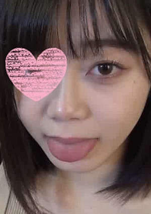 アイドル級ルックスの19歳市役所職員。美人な顔面が濃厚なたっぷり精液でベトベトに。