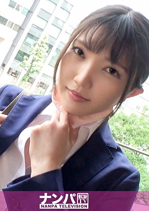 マジ軟派、初撮。 1658 スーツが似合いすぎな働くオンナをホテルに連れ込み！徐々に距離を詰めてくる男優をしかたなく受け入れてしまい…大量潮吹きでカメラを濡らし、激しいピストンにスレンダー美BODYがみだらに震える！