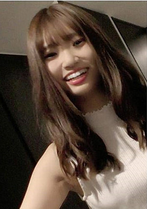 NTR！？彼氏持ちスレンダーJD！？家に押しかけてゴム無しハメ撮り 樋口みつは