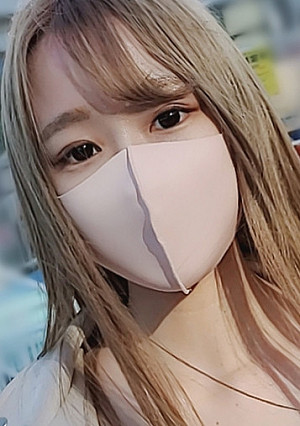 個数限定！！【無修正】ガールズバーでバイトする20歳の女子大生に中出し！！