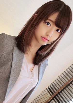 仕事中にハメ撮り撮ってるエロ過ぎ不動産OLサチコ(24) スーツ姿のまま嬉しそうにチンポを激しくしゃぶるスケベOLに中出しイチャイチャSEX