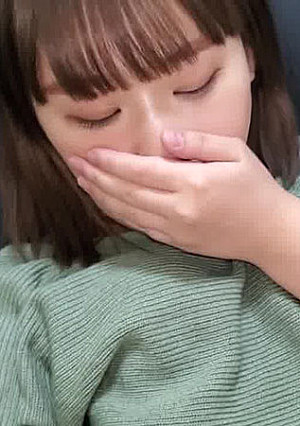 8/2まで980【流出】Re♯18歳の友達の妹。再度部屋に連れ込み、手料理中に後ろから襲って襲って中出し。