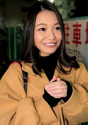 ランチ前に他人棒を嗜む！艶気たっぷりの熟妻！