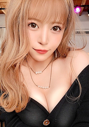 【メインウェポンは男のチ○ポ！舐めて！しゃぶって！一斉射精！ド変態アーミーGAL参戦】ド派手でグラマラスはみ尻見せつけギャル！下北で一番エロい女！ハリ抜群のオッパイで挟んでシゴく快感パイズリ！すっごいレロレロ亀頭舐め→大胆開脚フェラ！1人じゃ足りず絶倫デカチン男を援軍要請！「交互に後ろからサレるのが好き♪」2人に突かれまくる永続ハードピストンで強烈イキ狂い！超多量中出し4連発！！！！Breast Physics Army【なまハメT☆kTok Report.44】