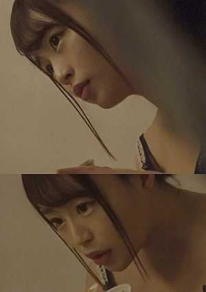 【巨乳デリヘル嬢を部屋に呼んで一部始終を盗み撮り。その後も執拗に自宅まで追跡、もっと卑猥な行為を目論む…】自宅を突き止めたので窓から部屋内を撮影。やっぱり普段からエロい恰好をしてるんだね！もう俺を誘ってるとしか思えない。後日侵入し、睡眠姦にて中出し及び顔射【お仕事盗撮/日常盗撮/自宅侵入/睡眠姦】