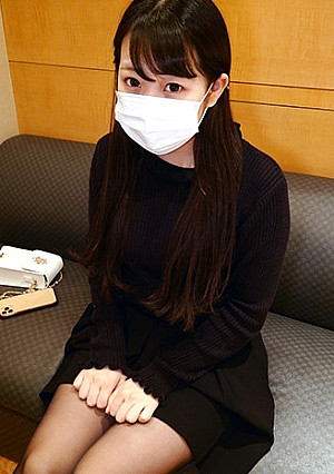 【個人撮影】清楚系P活美女_糸引きマ○コを執拗に攻められ濃厚中出し