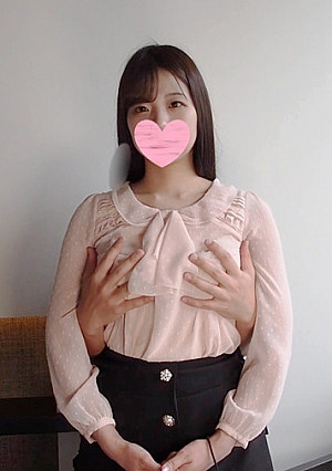 独占販売 1本のおまけ動画あり ☆新作半額8/15迄♡1980⇒990【無/個】脱いだらGカップ！超絶美巨乳の21歳大学生♡チンコを挿れた途端我慢できずにハスキーボイスを響かせのけ反りイキまくるww※高画