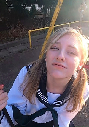 ※完全顔出し【留学生オランダ人J●】18歳J●メロちゃん。異種間種付けナマ中出し。コスプレハメ撮り。※流出限定削除