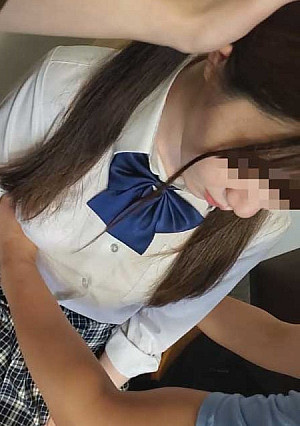 31まで【個撮】県立商業科③文学少女。2人の大人に犯され火照った体でイキまくり中出し