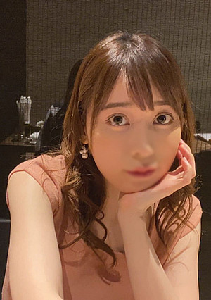 独占販売 ※期間限定価格 9/1まで【2480PT⇒1980PT】上玉ハメ撮り★綺麗すぎるカジノバー店員（２４）★フェロモン出しまくりのスケベ娘と濃厚中出しSEX【４K特典あり】