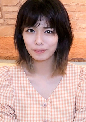 【無】【100個限定2980→1480ptにOFF!】初めての撮影でド緊張！初々しい素人女子♥️生ハメ撮り♥️おまんこに大量中出し！！♥️※レビュー特典／高画質Ver.