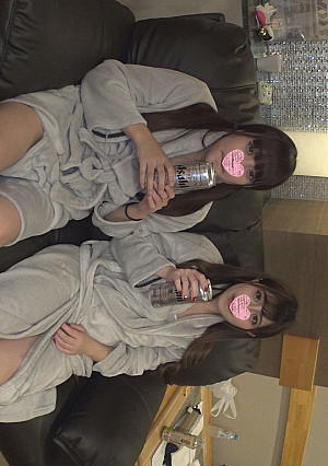 秘密の乱交パーティーに潜入㊲同人AV界の最強タッグ結成！ビール片手にオッサン達と中出し祭り♪カメラマン泣かせの撮影でした・・・www※高画質版＆レビュー特典付き