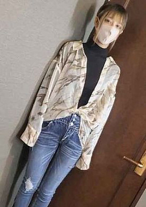 【無修正】常連ラーメン屋お気に入り娘。彼女を助ける為一度きりのハメ撮り※週末限定販売