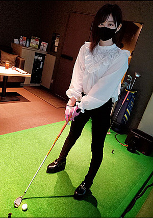 【モ無】色白スレンダーでクリクリした目の幼妻。夫婦の営みが無く、溜まって火照った身体を鎮めるため知らない男と重なり合う。