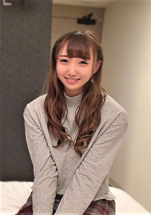 ※FC2期待の新星【完全顔出し】元STモデル。痙攣がとまらない小さな子袋へ無許可大量中出し。※高画質フル特典