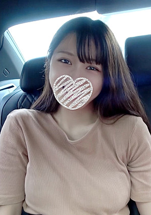 嘘だろこんな子が？【既にアイドルで活躍していても不思議ではない圧倒的美少女登場】白昼の車内フェラで大量口内射精