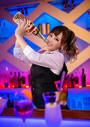 ［身バレ即削除］［流出］渋谷ライブハウス有名バーテンダーJD(21)ギャルの騎乗位はエロイ！！Fカップおっぱい揺らしてスケベにイキまくるSEXの記録流出　［高画質DL］