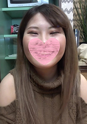 ☆初撮り☆完全顔出し☆抱き心地満点色白むっちりHカップ♥3桁経験のどスケベちゃん♥おっさん二人と3P中出しSEX♥【個人撮影】