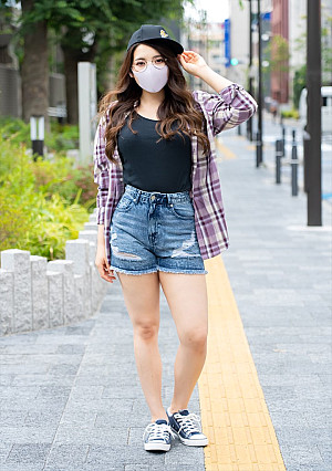 【クセ強女#024】ヤリマンビッチ帰国子女23歳。むっちりグラマーハーフちゃんがウーマナイザーで連続絶頂、媚●オイル塗られて白目絶頂中出し調教♡