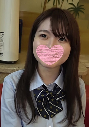 CAを目指す18歳のお嬢様に中出し解禁！小柄で色白な身体。まだ経験が浅いのにハメ撮りの快感に目覚める。