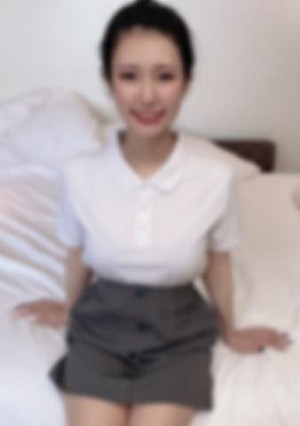 笑顔あふれる19歳Fカップ美少女。ロリ美巨乳の敏感なカラダを攻めまくり大量潮吹き。濡れまくり感じまくりの小さいマンコに人生初の大量中出しで放心状態。